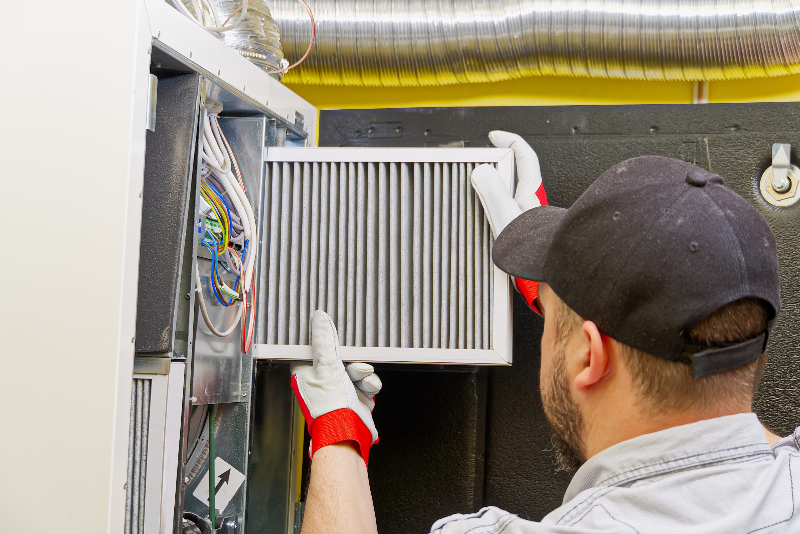 Seasonal Deep Cleaning Strategies: Preparing Your Office for Winter